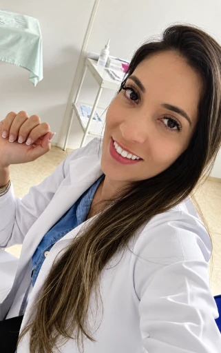 Logo Dayane Alves — Nutricionista